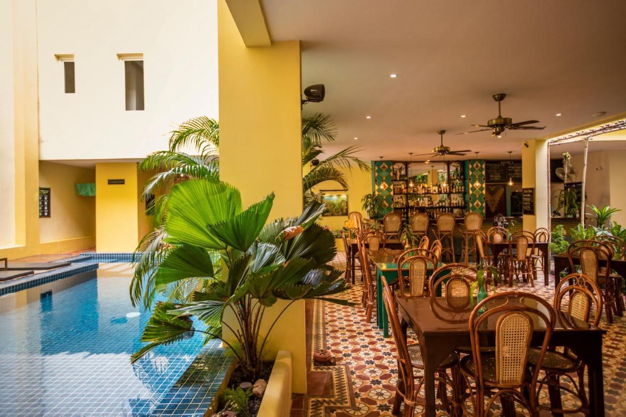 Hotel Old Cinema كامبوت المظهر الخارجي الصورة