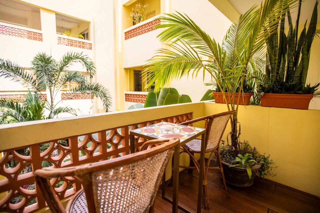 Hotel Old Cinema كامبوت المظهر الخارجي الصورة