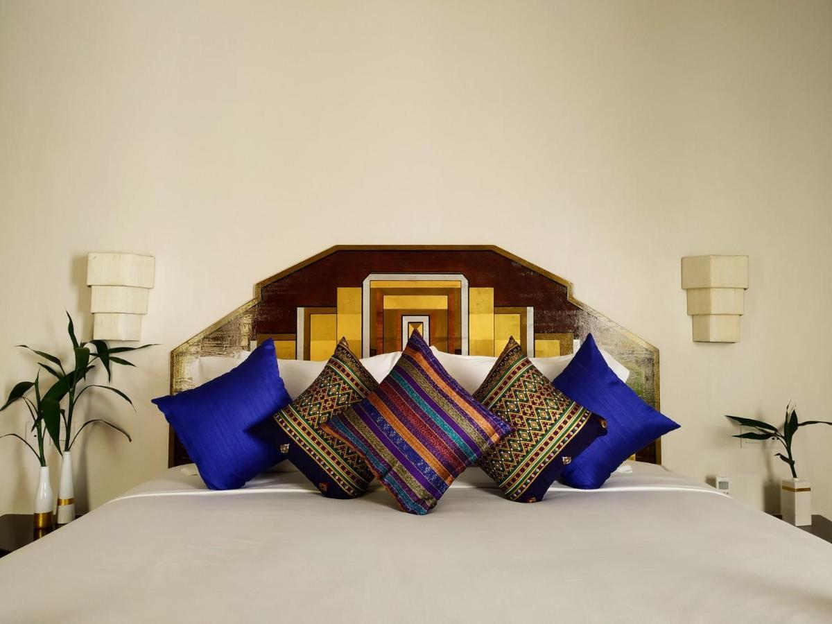 Hotel Old Cinema كامبوت المظهر الخارجي الصورة