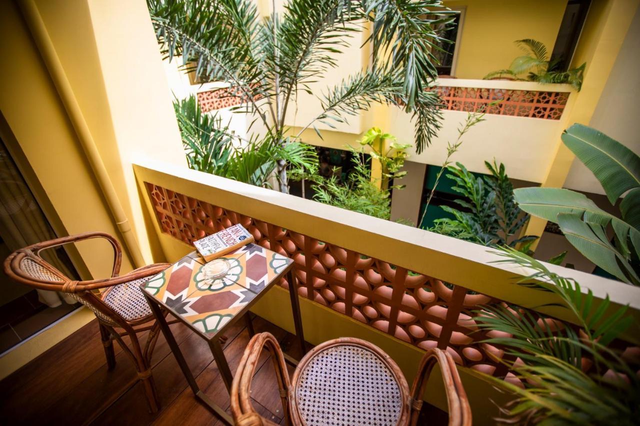 Hotel Old Cinema كامبوت المظهر الخارجي الصورة